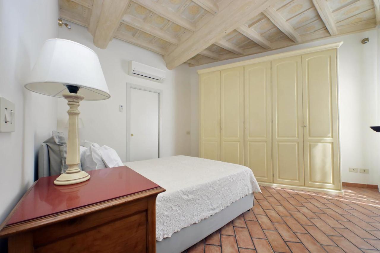 Suity I Cozy Coronari Apartment Рим Екстер'єр фото